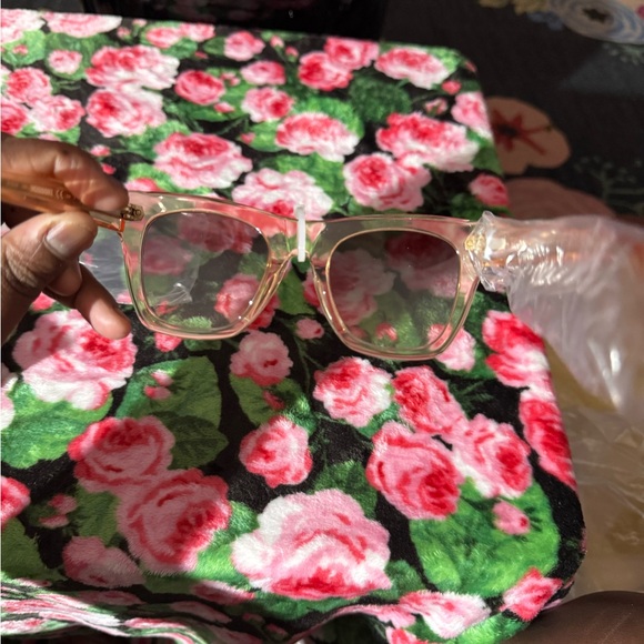 Missoni Tan Sunglasses with Case - Picture 4 of 8